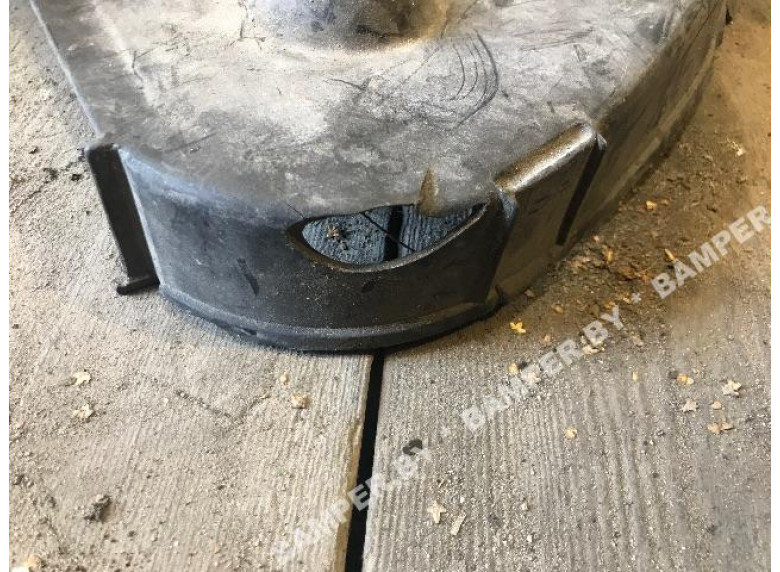 Защита (кожух) ремня ГРМ к Volkswagen Golf, 1994г.