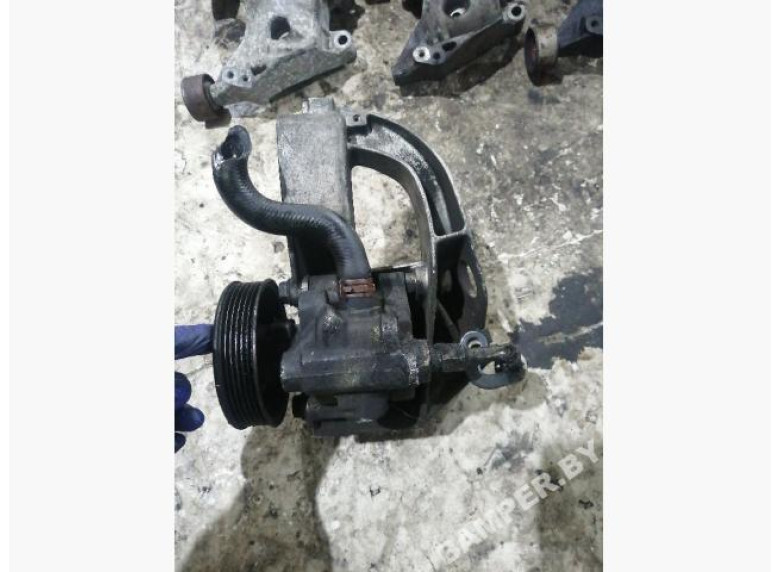 Насос гидроусилителя руля к Renault Megane, 1998г.