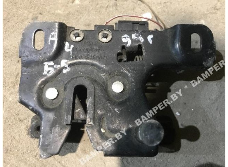 Замок капота к Audi A4