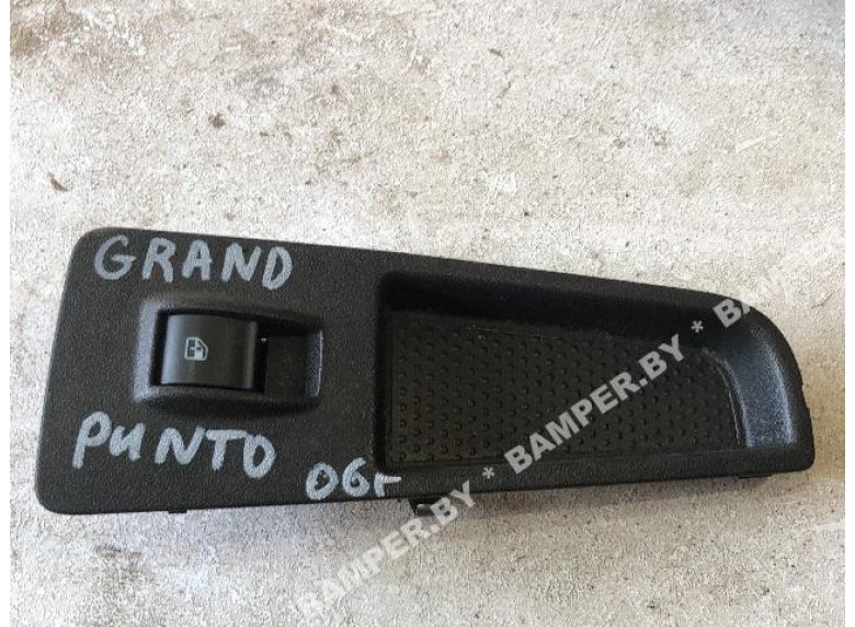 Кнопка стеклоподъемника к Fiat Punto