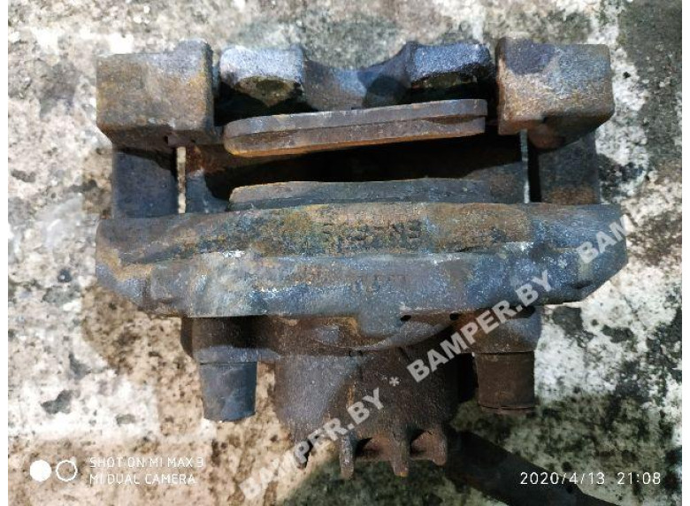 Суппорт передний левый к Citroen Berlingo, 2011г.