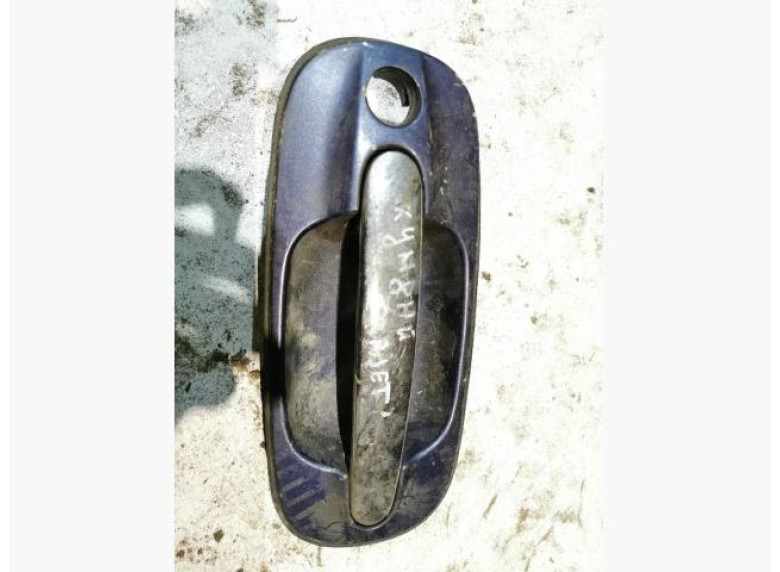 Ручка наружная передняя правая к Hyundai Trajet, 2004г.