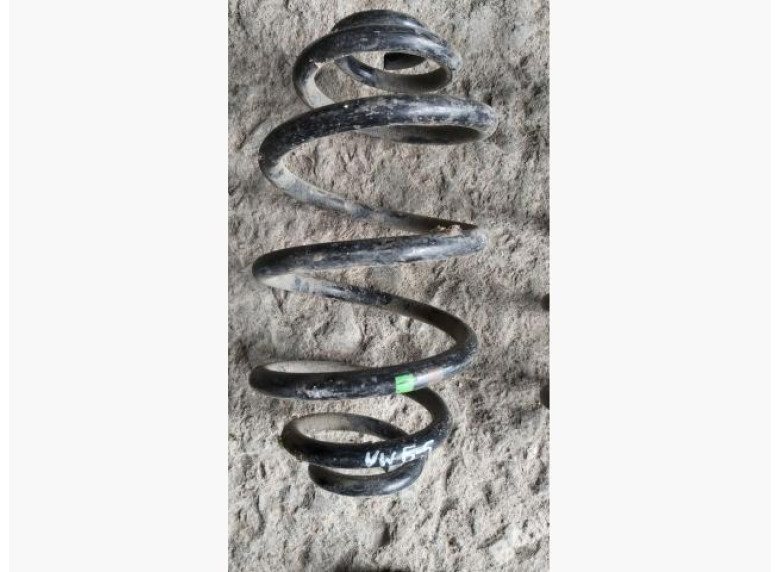 Пружина задняя к Volkswagen Passat, 1998г.