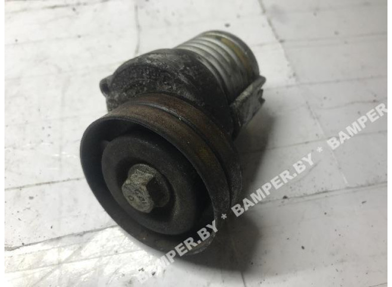 Натяжитель ремня генератора к Volkswagen Golf, 2000г.