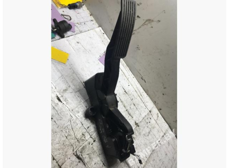 Педаль газа к Mercedes A W169, 2003г.