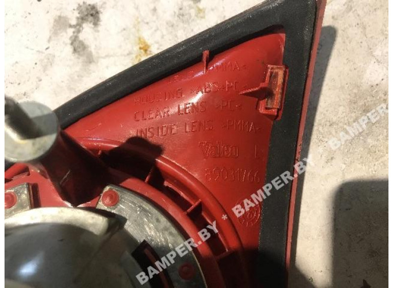 Фонарь крышки багажника левый к Volkswagen Golf, 2006г.