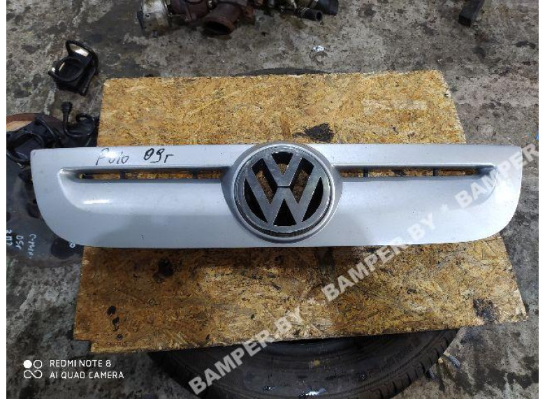 Решетка радиатора к Volkswagen Polo, 2009г.