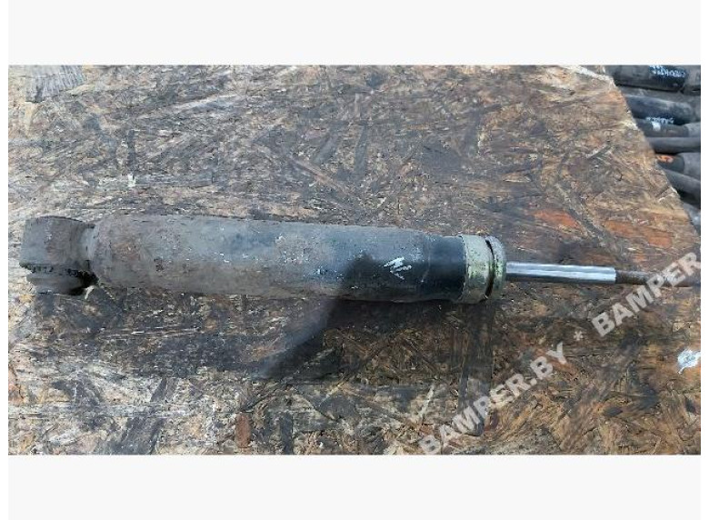 Амортизатор передний к Mercedes ML W163, 2001г.