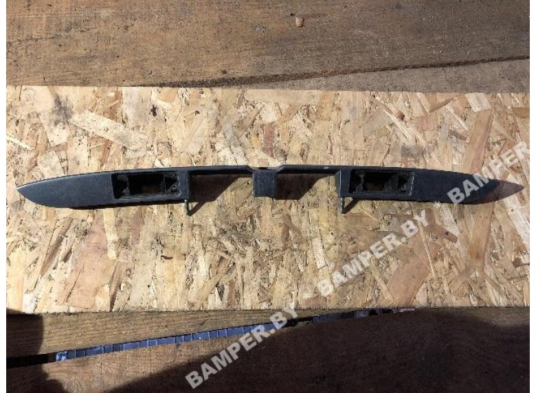 Накладка подсветки номера к Audi A4