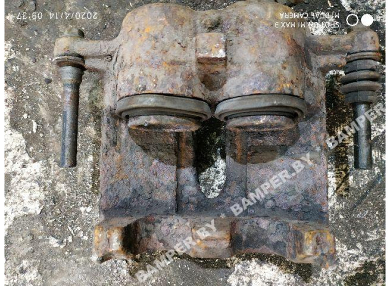 Суппорт передний правый к Renault Trafic, 2004г.