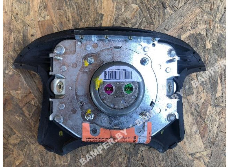 Подушка безопасности водителя к Volvo V40, 2002г.