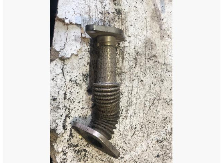 Трубка системы рециркуляции EGR к Volkswagen Passat, 1996г.