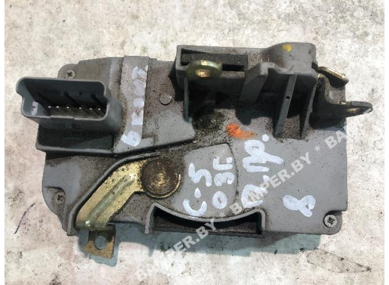 Замок двери передней правой к Citroen C5, 2003г.