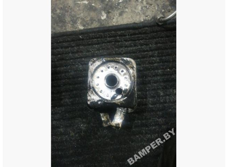 Теплообменник масляного фильтра к Volkswagen Sharan, 1997г.