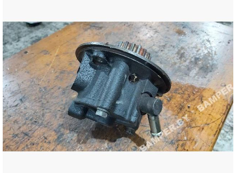 Насос вакуумный к Nissan Primera