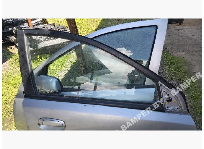Стекло двери передней правой к Kia Rio, 2010г.