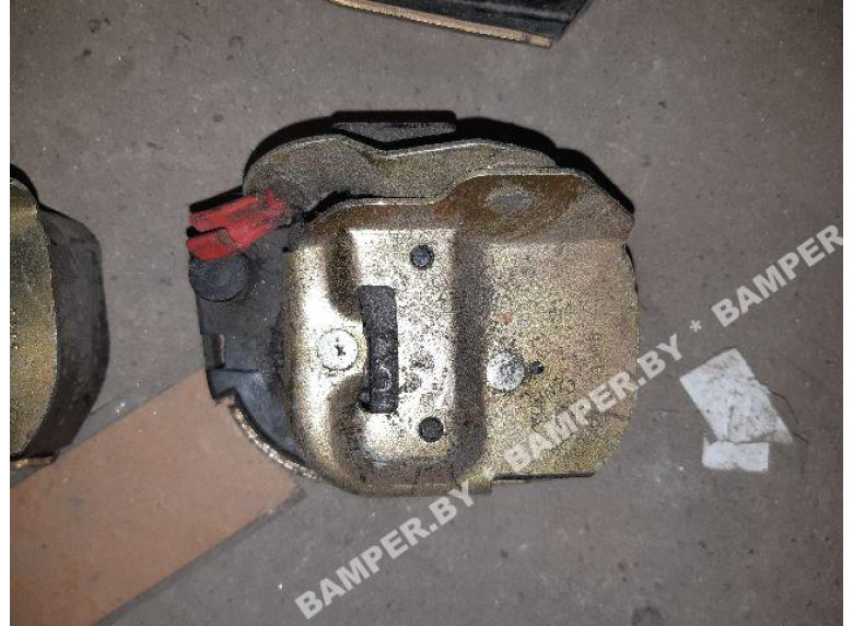 Замок двери задней левой к Chrysler Voyager