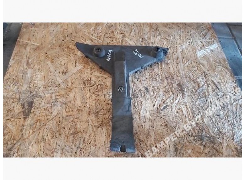 Кронштейн крепления бампера к Volkswagen LT