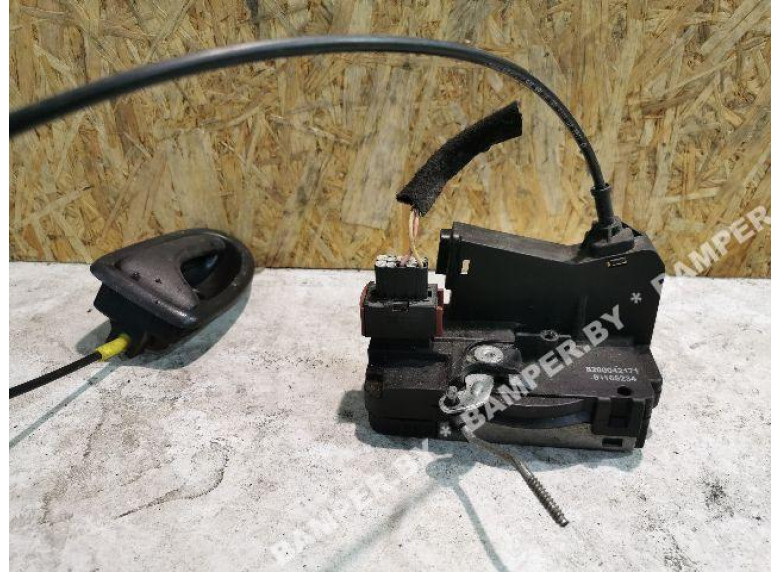 Замок двери передней правой к Opel Vivaro, 2003г.