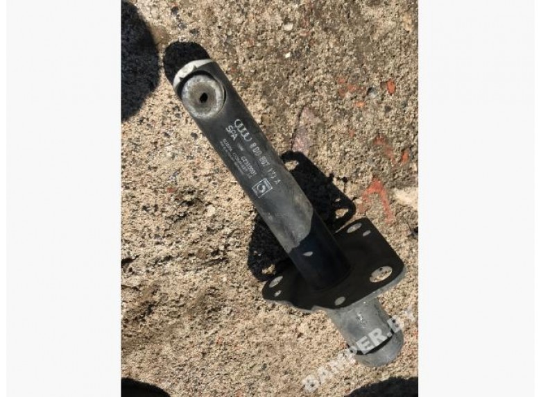 Кронштейн крепления бампера переднего к Audi A4