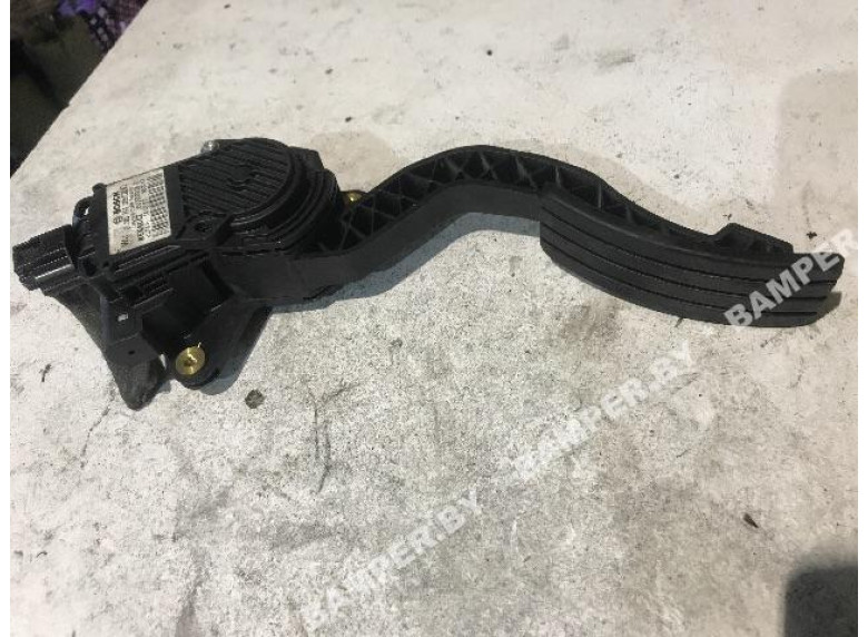 Педаль газа к Renault Laguna, 2008г.