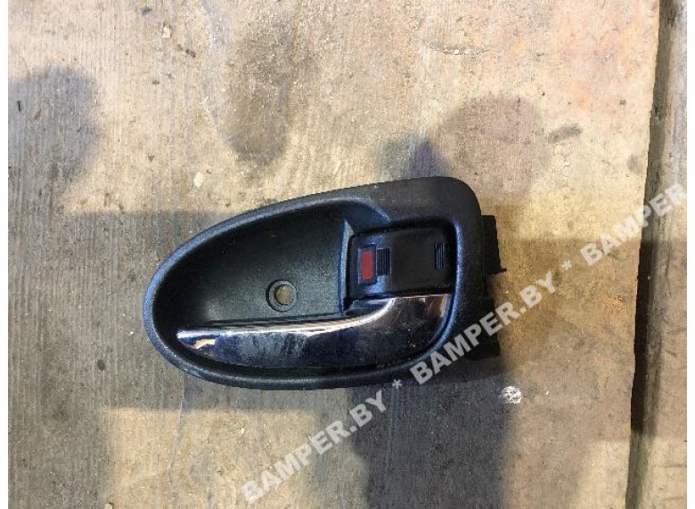 Ручка внутренняя передняя правая к Toyota Yaris
