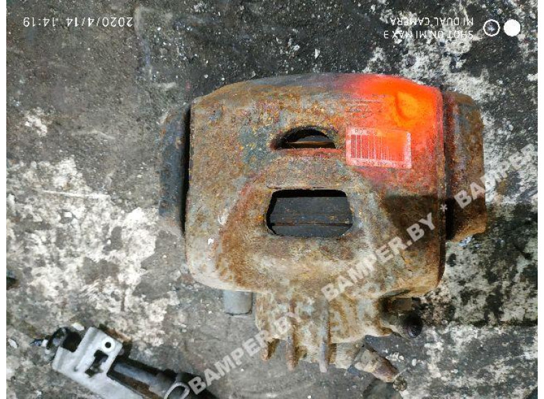 Суппорт передний правый к Citroen Berlingo, 2009г.