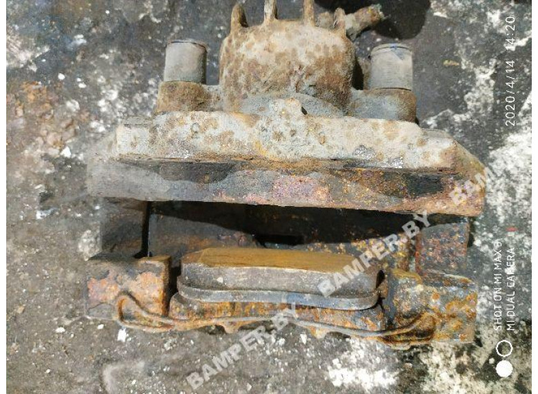 Суппорт передний правый к Citroen Berlingo, 2009г.