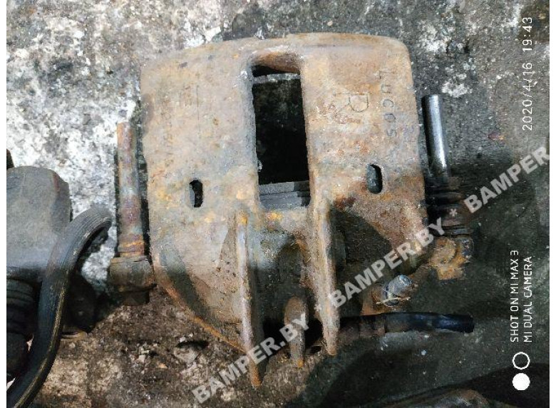 Суппорт передний правый к Volvo V40