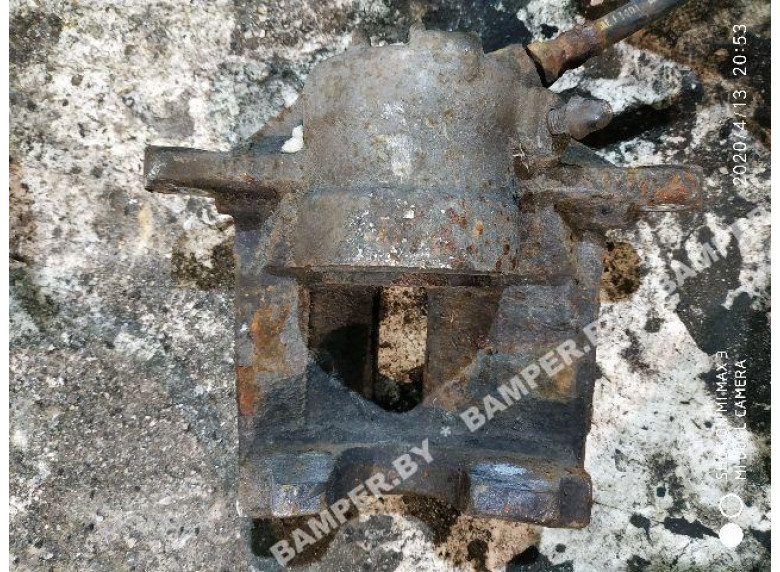 Суппорт передний правый к Peugeot 307, 2003г.