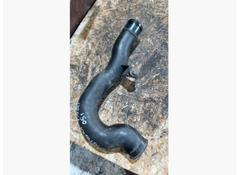 Патрубок интеркулера к Nissan Altima