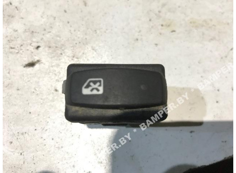 Кнопка стеклоподъемника к Renault Clio, 2003г.
