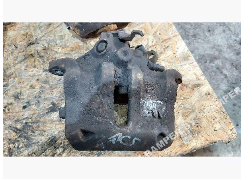 Суппорт передний левый к Citroen C5, 2003г.