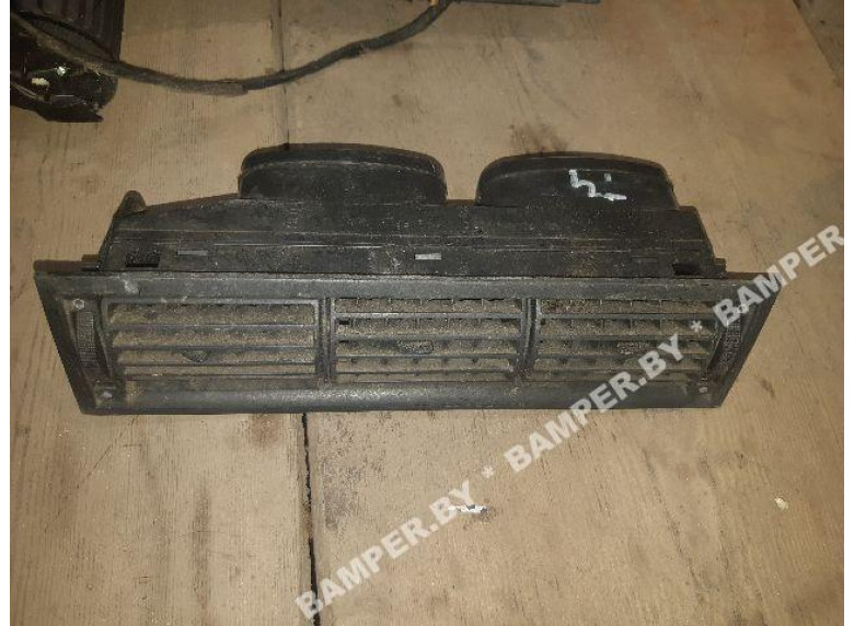 Дефлектор обдува салона к Volkswagen Transporter, 1996г.