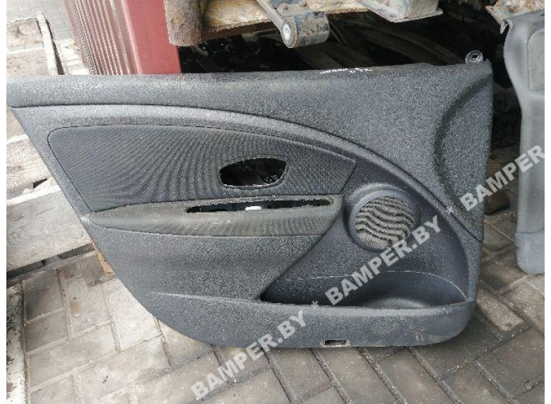Обшивка двери передней левой (дверная карта) к Renault Megane, 2013г.