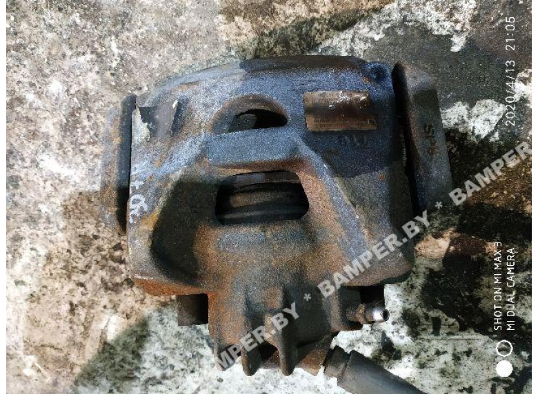 Суппорт передний правый к Citroen Berlingo, 2011г.