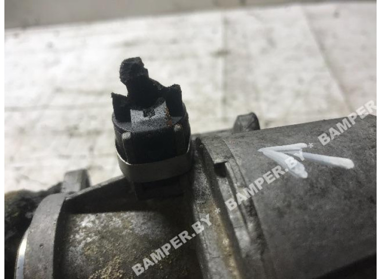 Насос вакуумный к Renault Scenic, 2005г.