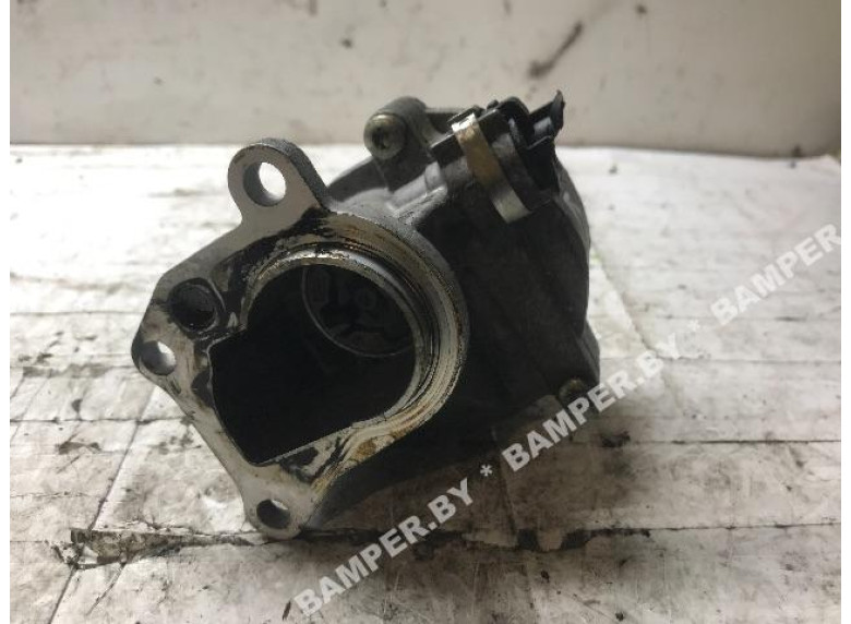 Насос вакуумный к Renault Scenic, 2005г.