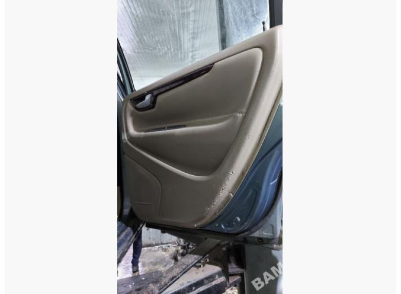 Стеклоподъемник электрический задний правый к Volvo XC70