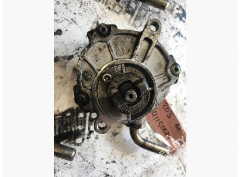 Насос вакуумный к Mercedes C W203