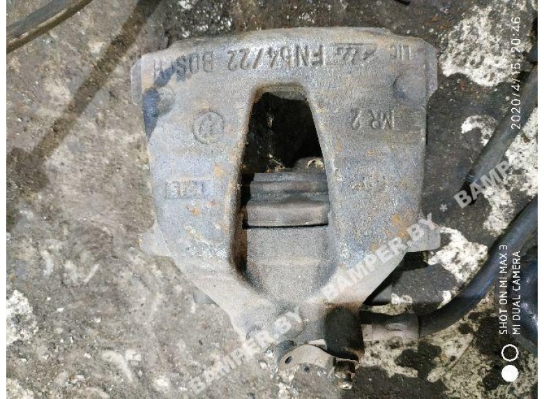 Суппорт передний правый к Alfa Romeo 147