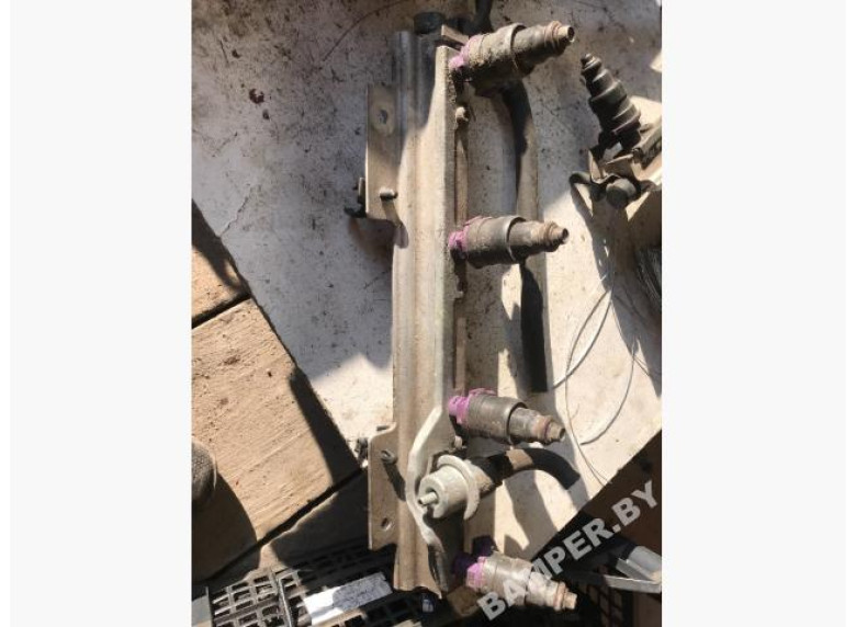 Топливная рампа к Volvo V40