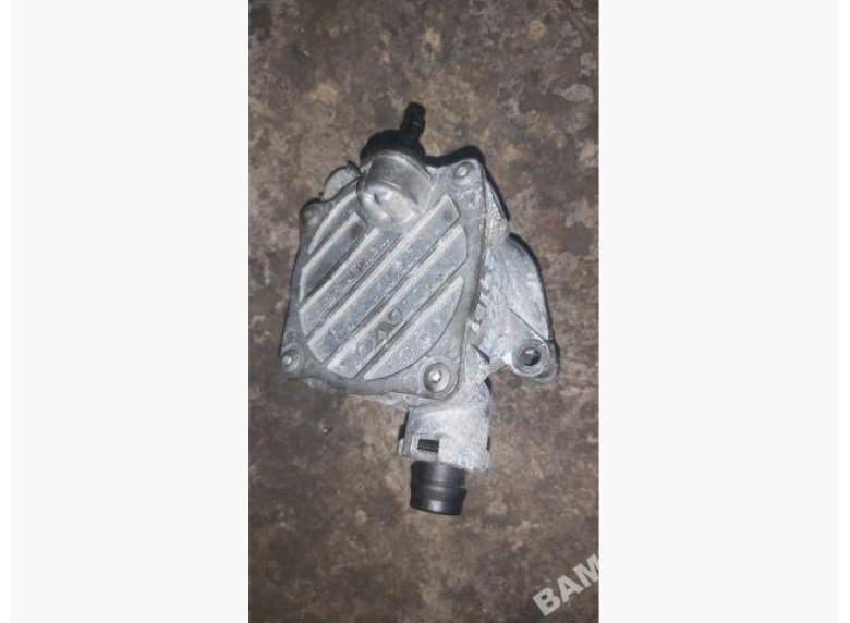 Насос вакуумный к Volvo XC60, 2011г.