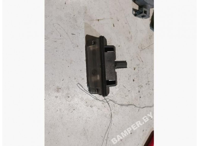 Подсветка номера к Mitsubishi Carisma