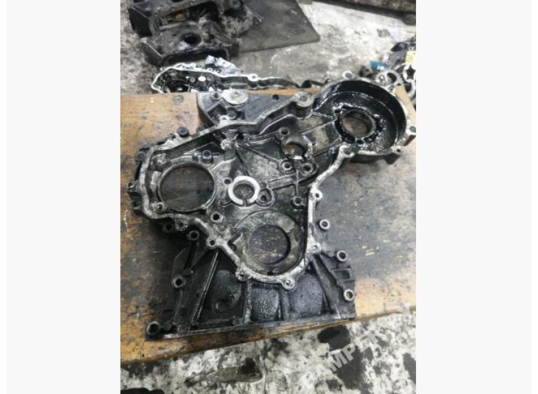 Крышка двигателя передняя к Renault Master, 2004г.