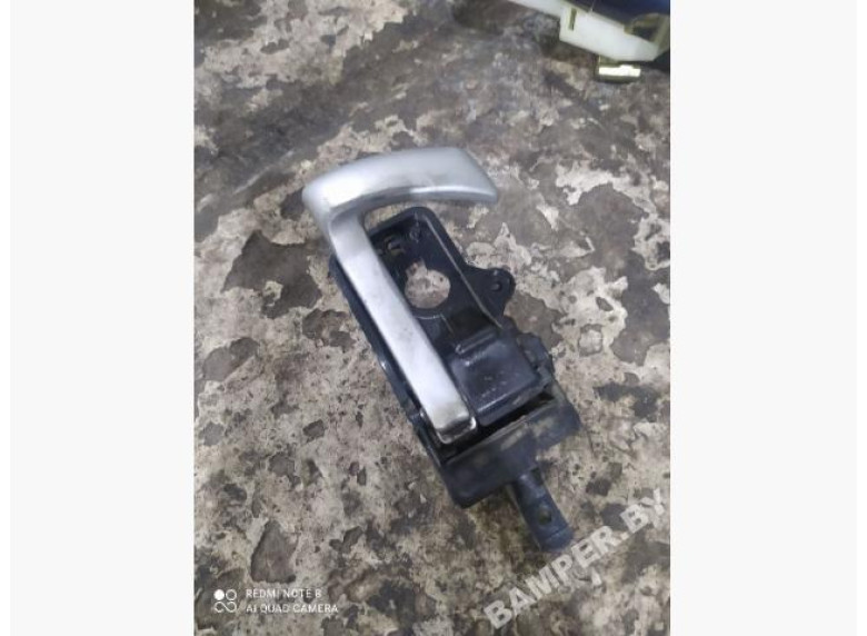 Ручка внутренняя передняя левая к Hyundai Santa Fe, 2006г.