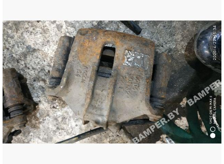 Суппорт передний правый к Citroen C4, 2004г.