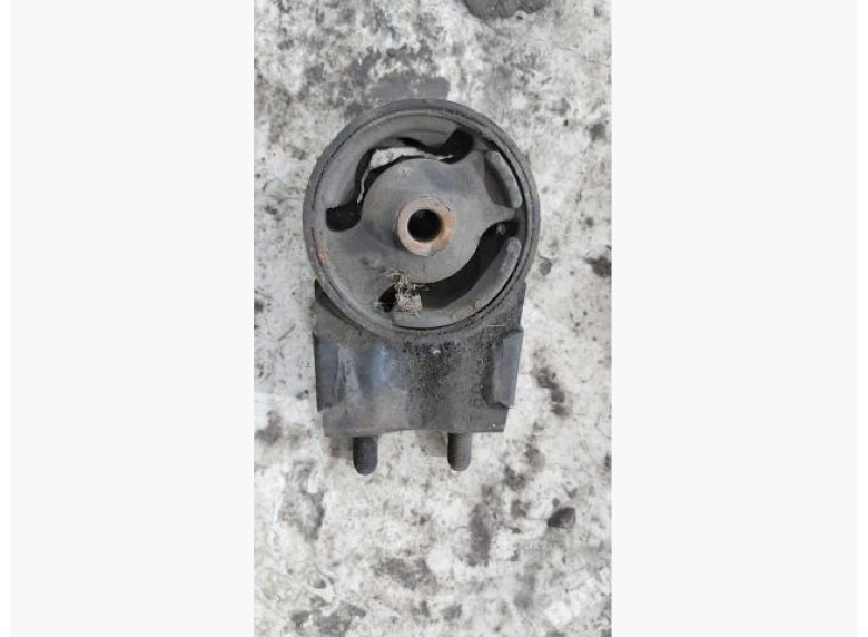 Подушка крепления КПП к Mazda 626, 1998г.