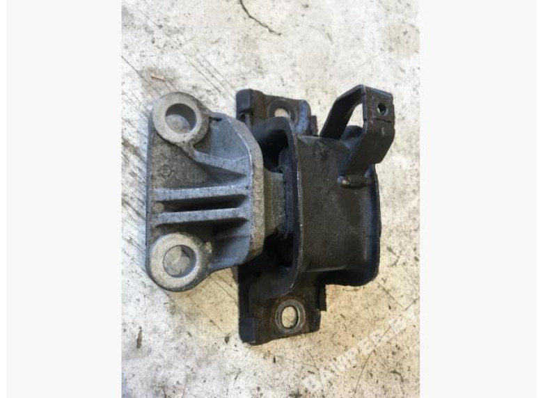 Подушка крепления КПП к Opel Corsa, 2007г.