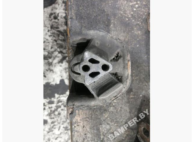 Подушка крепления двигателя к Opel Astra, 1996г.